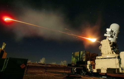 Nhận diện vũ khí: C-RAM - “Áo giáp” của căn cứ Mỹ